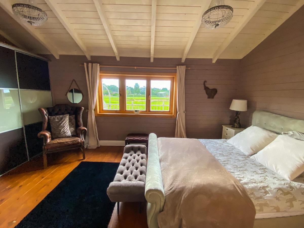 Beautiful 3-Bed Luxury Private Lodge In York Extérieur photo